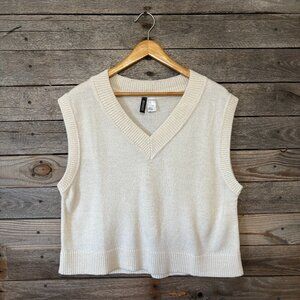 Divided by H&M Ivory Sleeveless V-Neck Sweater Vest - Size M